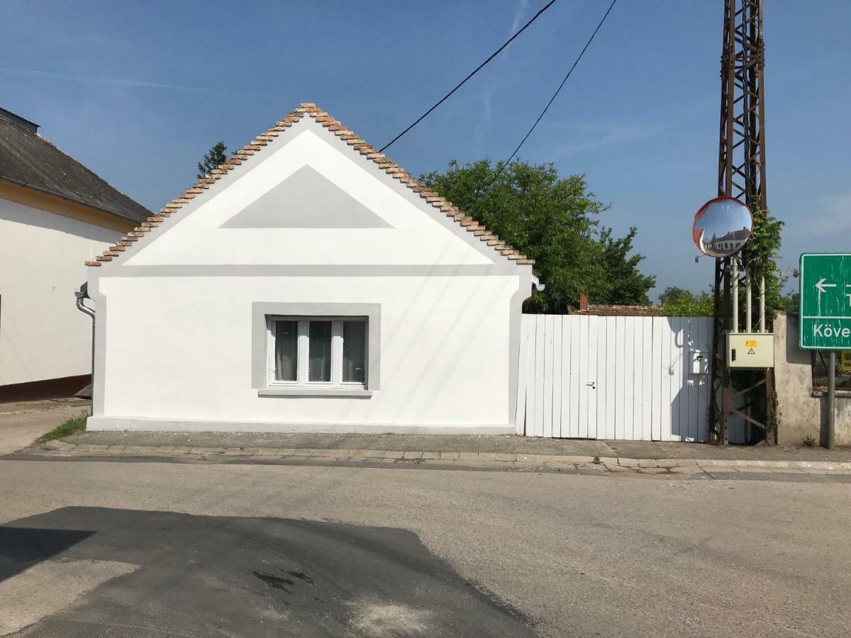 Golyashaz Apartman Kovagoors Екстер'єр фото